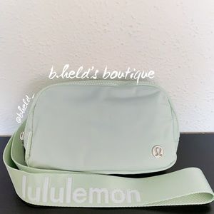 lululemon Everywhere Belt Bag in Kohlrabi Green/White Wordmark (1L) New NWT